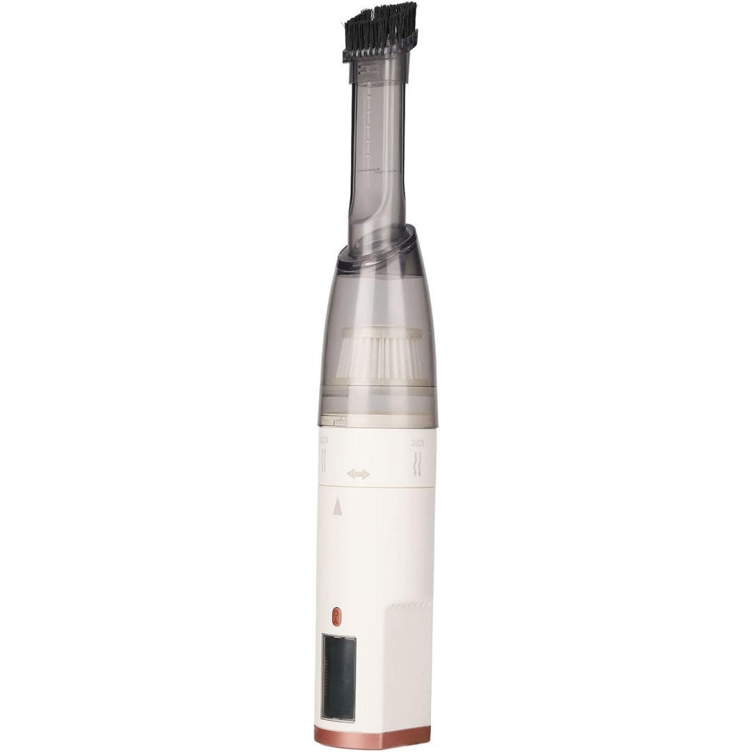 Aspirateur a main integrant la collecte des petits dechets et une capacite annoncee de 7500 mAh